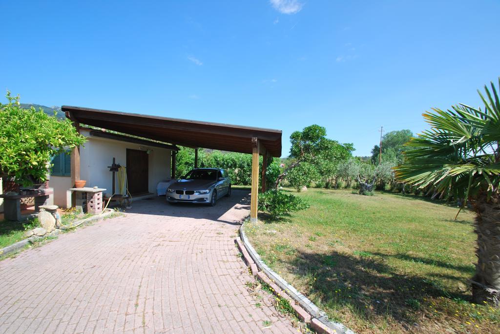 Appartamenti Mimosa - Clima, Giardino, Posti Auto Marina di Campo Exterior foto